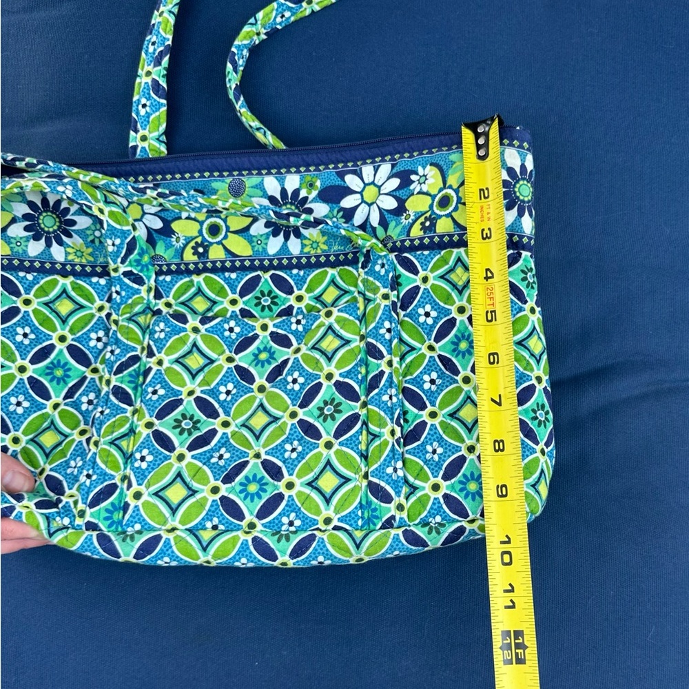 Vera Bradley, green and blue tote bag with bonus pouch - Picture 6 of 10